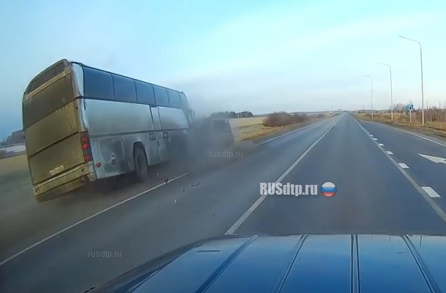 Смертельный маневр на трассе Челябинск — Курган зафиксировал видеорегистратор