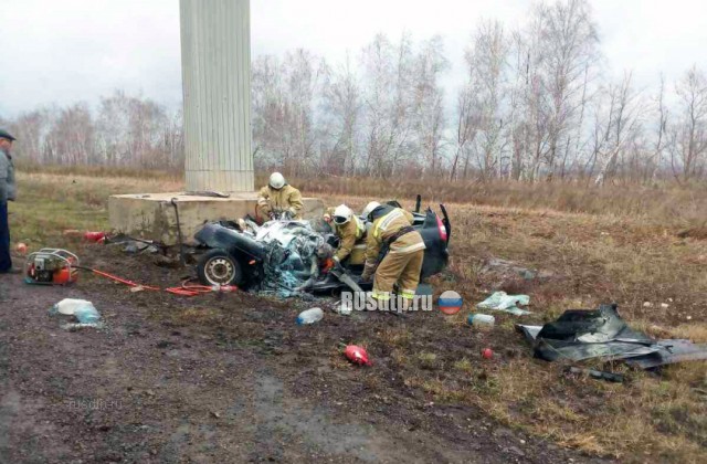 В Клявлинском районе в ДТП погибли водитель и пассажир «Приоры»
