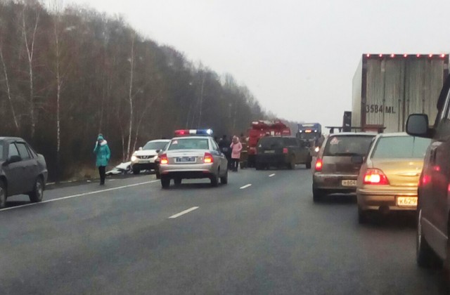 Один человек погиб и четверо пострадали в массовом ДТП в Рязанской области
