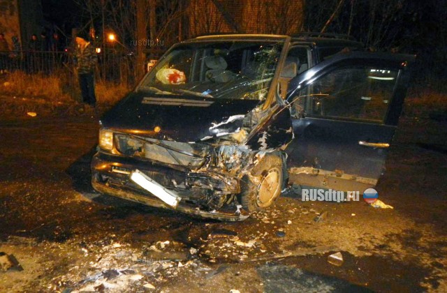 В Костроме водитель ВАЗа погиб от столкновения с «Мерседесом»
