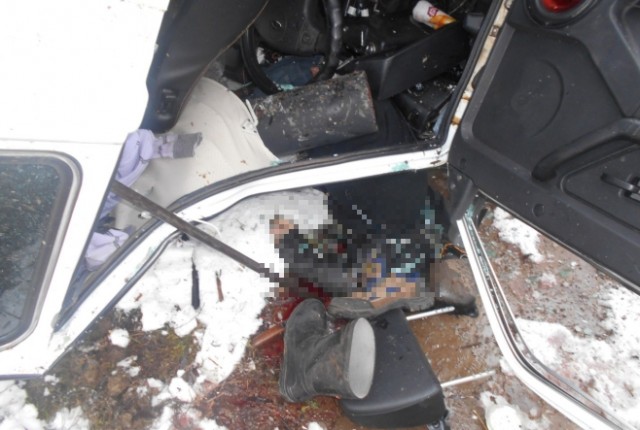 В Муслюмовском районе в перевернувшейся «Ниве» погибли два человека