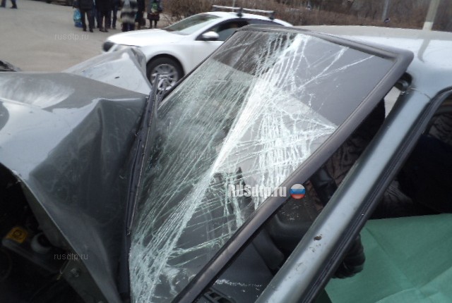 В Магнитогорске пьяный лихач на внедорожнике врезался в машину с семьей