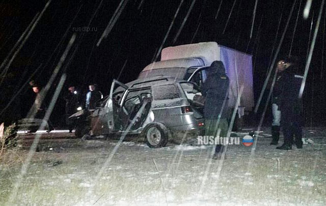 В  Волгоградской области в ДТП с участием «Газели» и ВАЗ-2111 погибли 4 человека