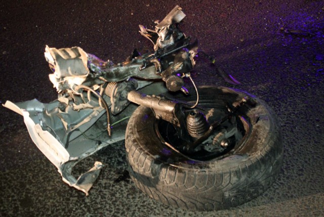Водитель «Ниссана» погиб, врезавшись в столб на Варшавском шоссе