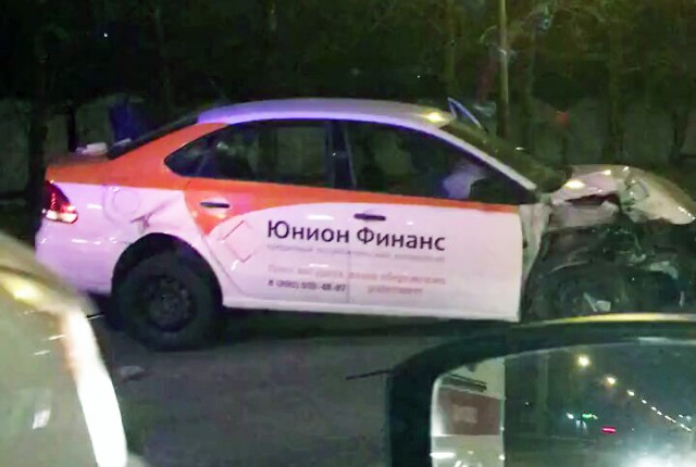 В Петербурге уснувший за рулем таксист убил свою пассажирку