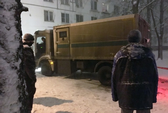 Инкассаторы провалились под лёд на Красносельском шоссе