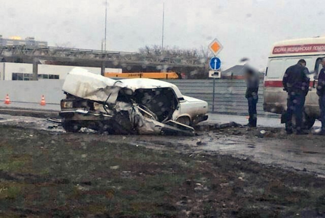 Водитель «Жигулей» погиб в ДТП на улице Россинского в Краснодаре