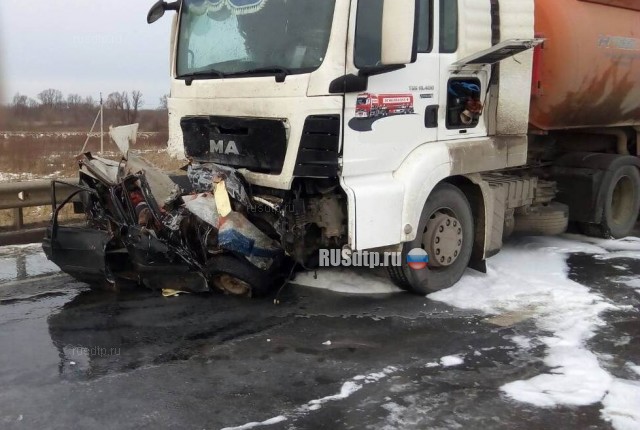 5 человек погибли в ДТП с участием бензовоза и легкового автомобиля в Нижегородской области