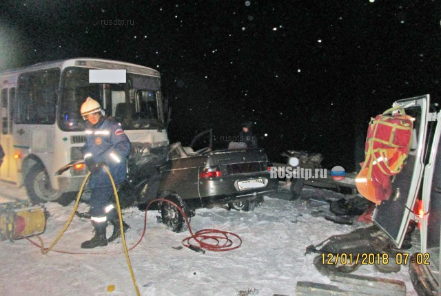 Женщина погибла в ДТП с автобусом в Новосибирской области