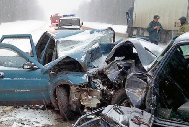 4 человека погибли в ДТП на трассе Вологда — Новая Ладога