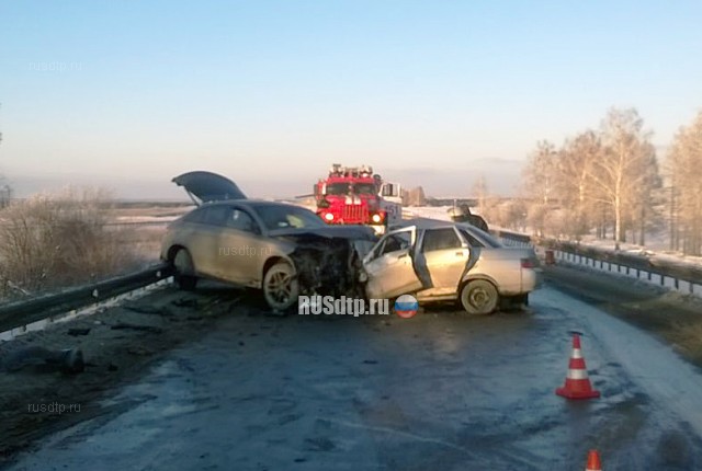 Водитель и пассажирка ВАЗа погибли в ДТП на автодороге «Волжский &#8212; Курумоч»