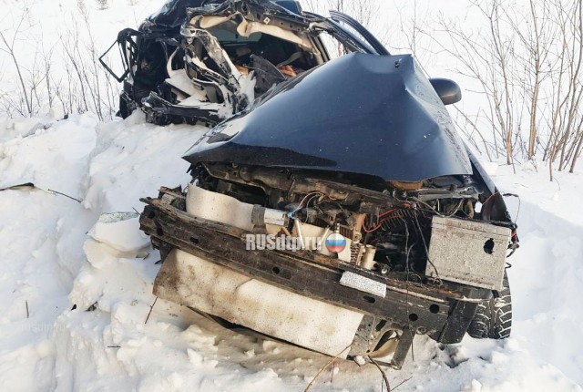 Автоледи погибла в ДТП с большегрузом на трассе Сургут-Салехард