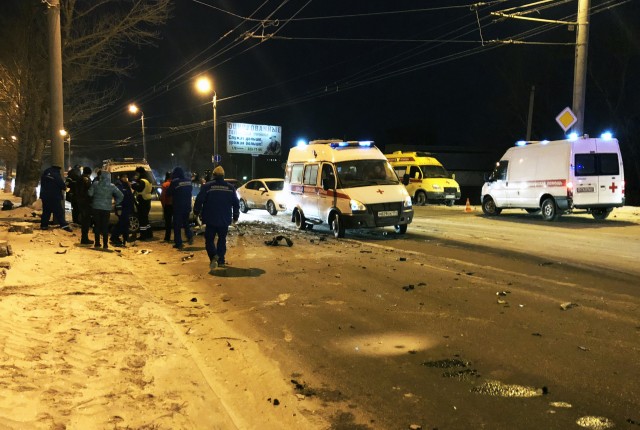 Четыре человека погибли в утреннем ДТП на Бродокалмакском тракте в Челябинске
