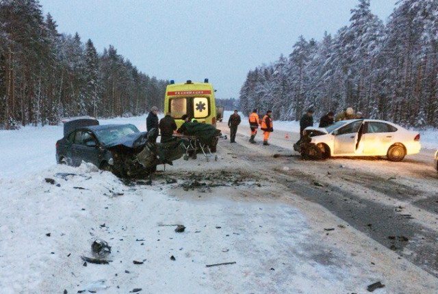 Пожилые супруги погибли в ДТП на трассе Вологда – Новая Ладога
