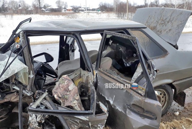 Автомобиль из свадебного кортежа попал в смертельное ДТП в Рязанской области