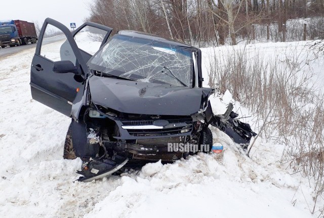 Автомобиль из свадебного кортежа попал в смертельное ДТП в Рязанской области