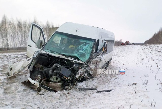 Водитель «Весты» погиб в ДТП на трассе М-6 «Каспий» в Александро-Невском районе