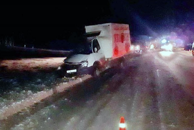 В Мордовии в результате ДТП кабина грузовика раздавила водителя