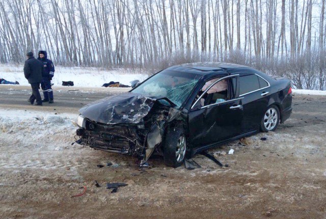 В Мордовии в лобовом столкновении автомобилей погибли два человека