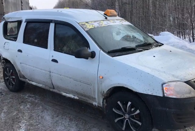 Под Нефтеюганском таксист чудом избежал лобового столкновения с грузовиком