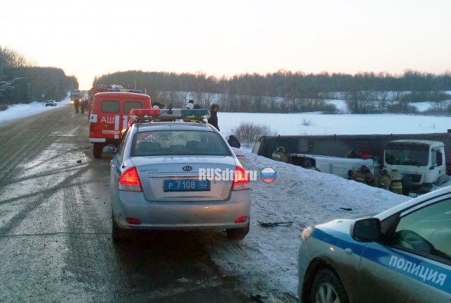 9 человек погибли в ДТП с участием автобуса и грузовика в Башкирии