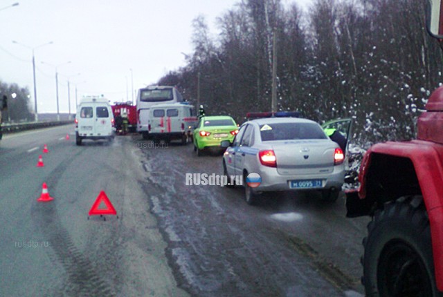 11 человек пострадали в ДТП с участием автобуса в Тульской области