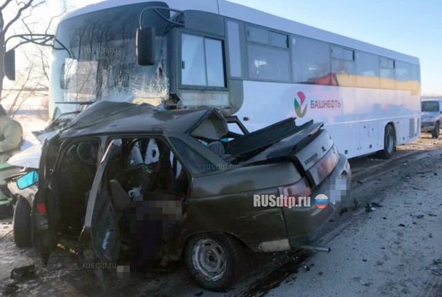 Один человек погиб в массовом ДТП с участием автобуса на трассе М-7 в Башкирии