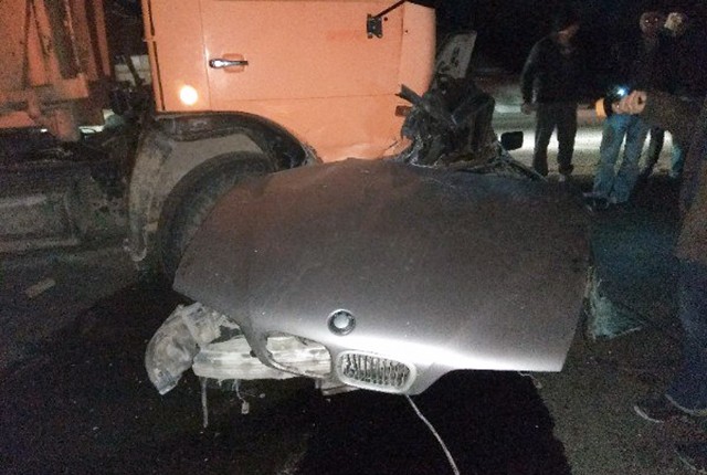 В Адыгее водитель BMW погиб, пытаясь развернуться через сплошную