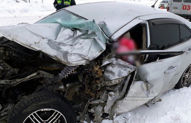 Женщина и двое детей погибли в ДТП на трассе «Лена» в Якутии