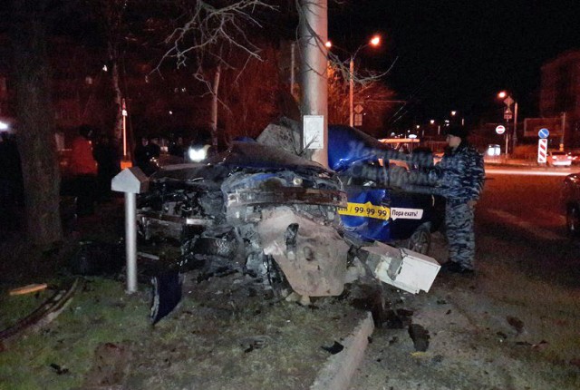 Таксист погиб в результате ДТП в Ставрополе