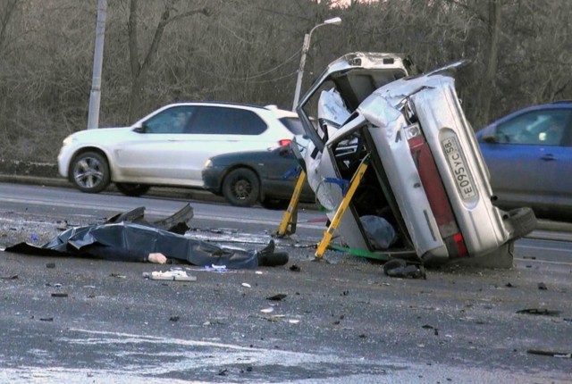 Один человек погиб и семеро пострадали  в аварии на Кутузовском проспекте