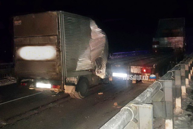 Водитель грузовика погиб в ДТП на трассе Хабаровск – Владивосток