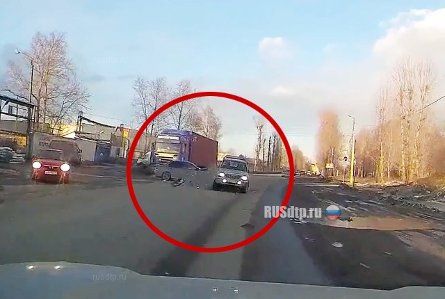ДТП на Старицком шоссе в Твери попало на видео