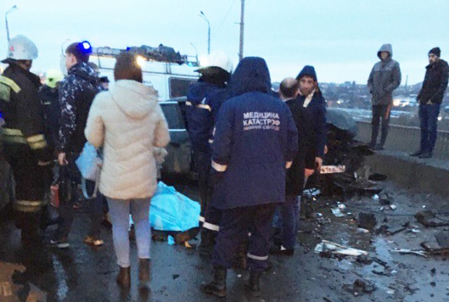 Два человека погибли в жутком ДТП на Мызинском мосту в Нижнем Новгороде