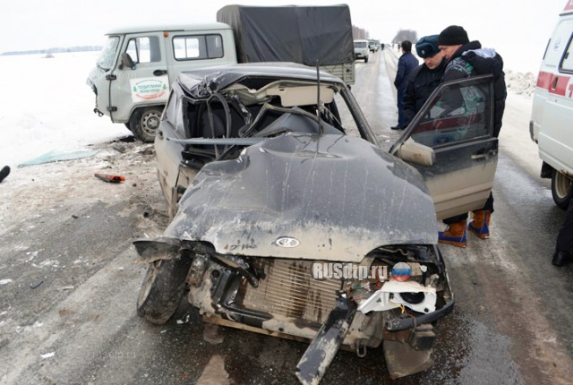 Водитель ВАЗа погиб при столкновении с УАЗом на трассе Нефтекамск - Янаул