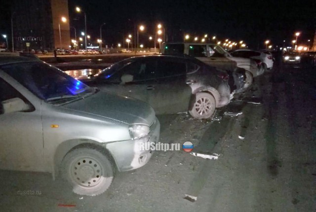 В Тюмени пьяный водитель разбил 12 машин и ушел домой спать