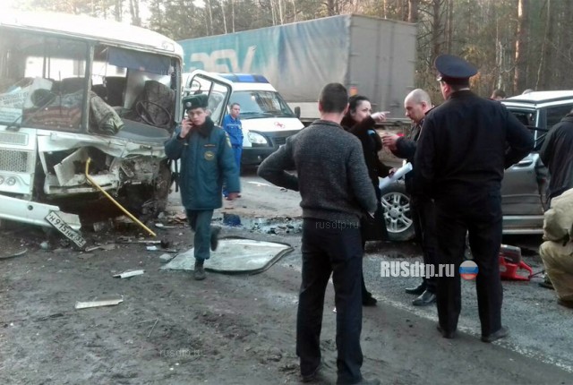В ДТП с автобусом во Владимирской области погиб человек