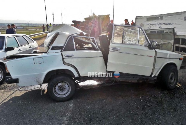 ВАЗ-2106 и ЗИЛ столкнулись в Кабардино-Балкарии. Двое погибли