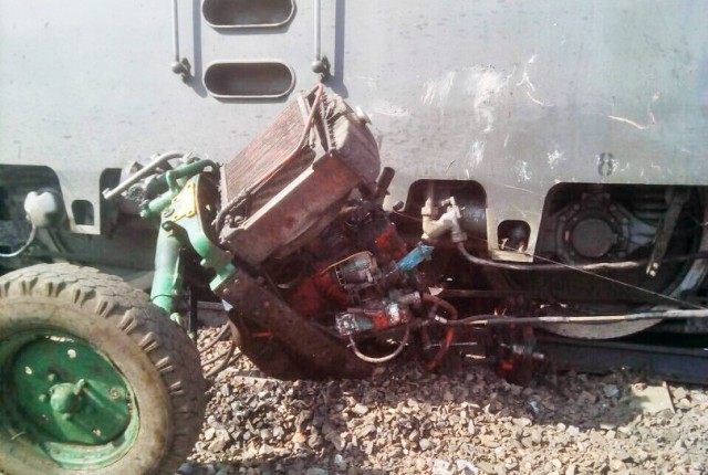 Тракторист погиб при столкновении с поездом в Новосибирской области