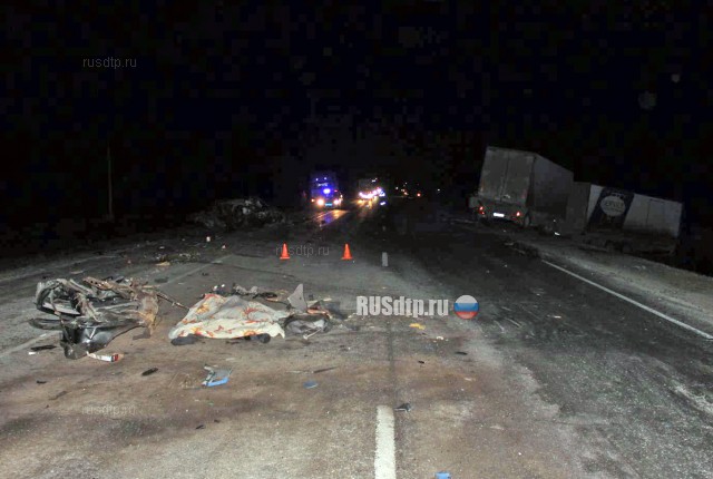 На трассе Тюмень – Ханты-Мансийск в ДТП с грузовиком погиб водитель «Ниссана»