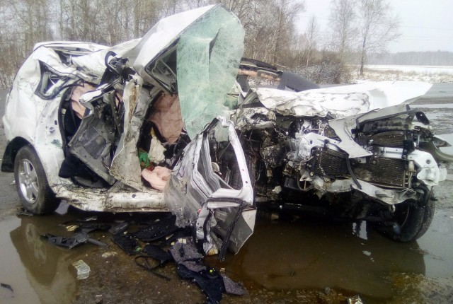 Водитель и пассажирка «Mitsubishi» погибли в ДТП на трассе «Иртыш»