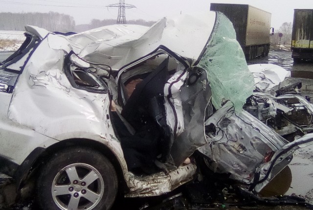 Водитель и пассажирка «Mitsubishi» погибли в ДТП на трассе «Иртыш»