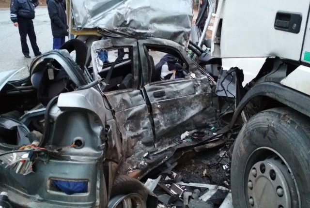 На Якшур-Бодьинском тракте водитель «Приоры» погиб, совершая опасный обгон