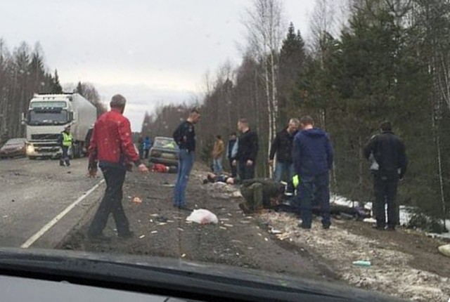 В Кировской области в ДТП с участием «Лады» и «Ниссана» погибли 3 человека