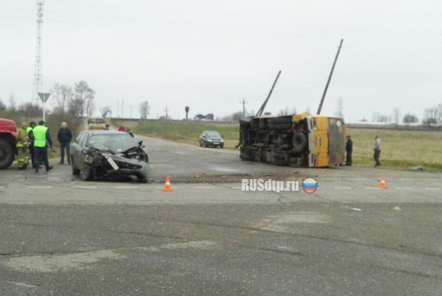 Двое пострадали в ДТП со школьным автобусом в Ивановской области