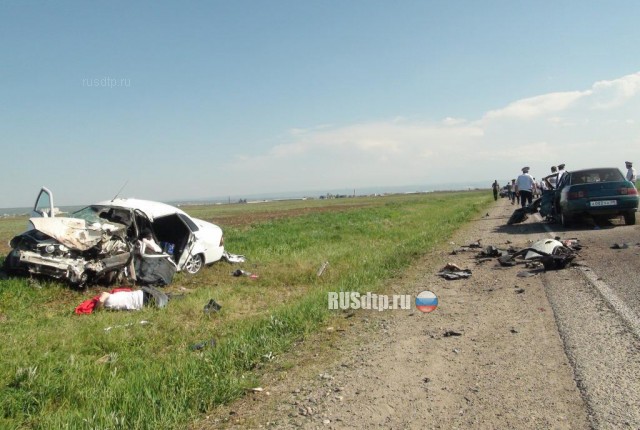 В Карачаево-Черкесии в ДТП погибли два человека