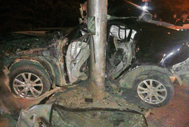 Водитель «Мазды» погиб в ночном ДТП на проспекте 50 лет Октября в Саратове