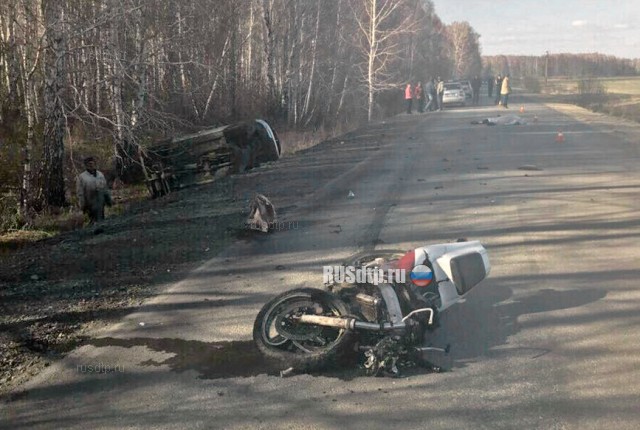 Байкер погиб при столкновении с автомобилем в Челябинской области