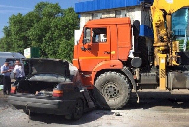 Водитель «Фольксвагена» погиб в ДТП с КАМАЗом на трассе Липецк-Хлевное 