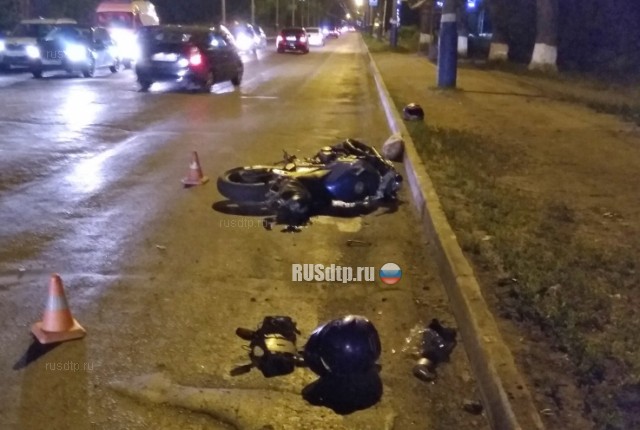 В Брянске на мотоцикле разбился 17-летний подросток